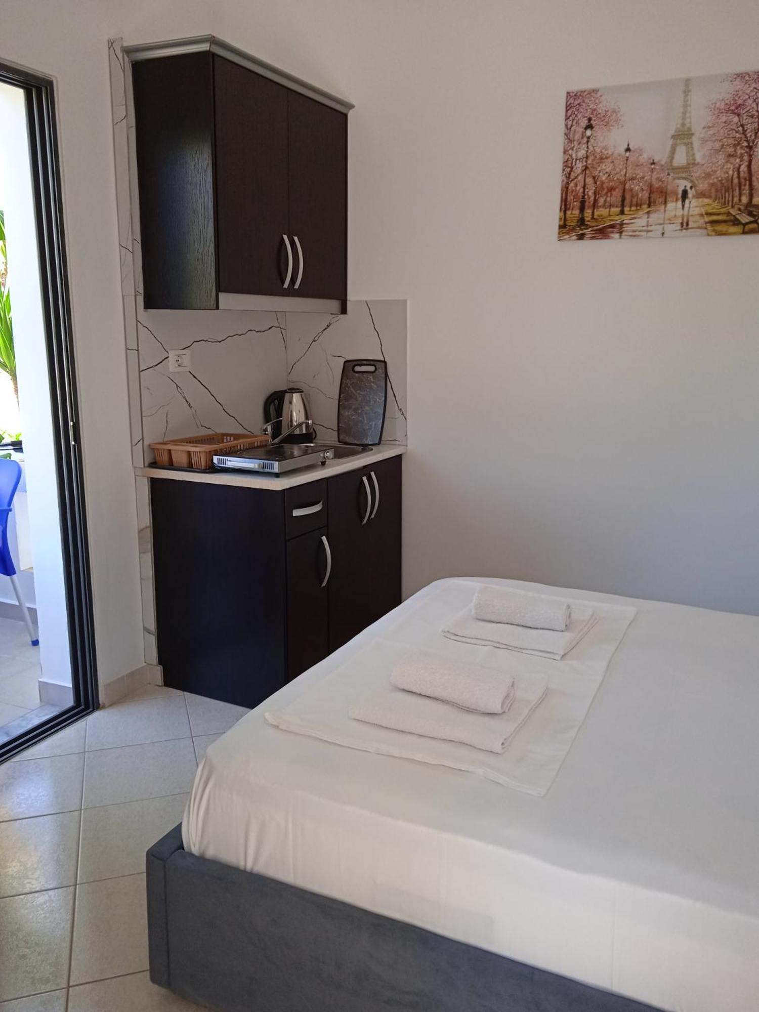 F&m Homestay *
